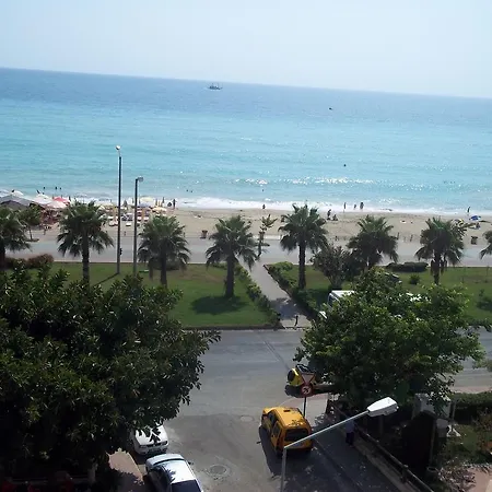 Kleopatra Alis 酒店 3*