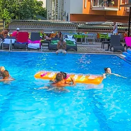 Hotel Kleopatra Alis