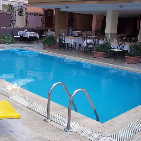 Kleopatra Alis 3* Alanya