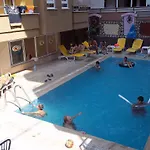 Otel Kleopatra Alis 3*